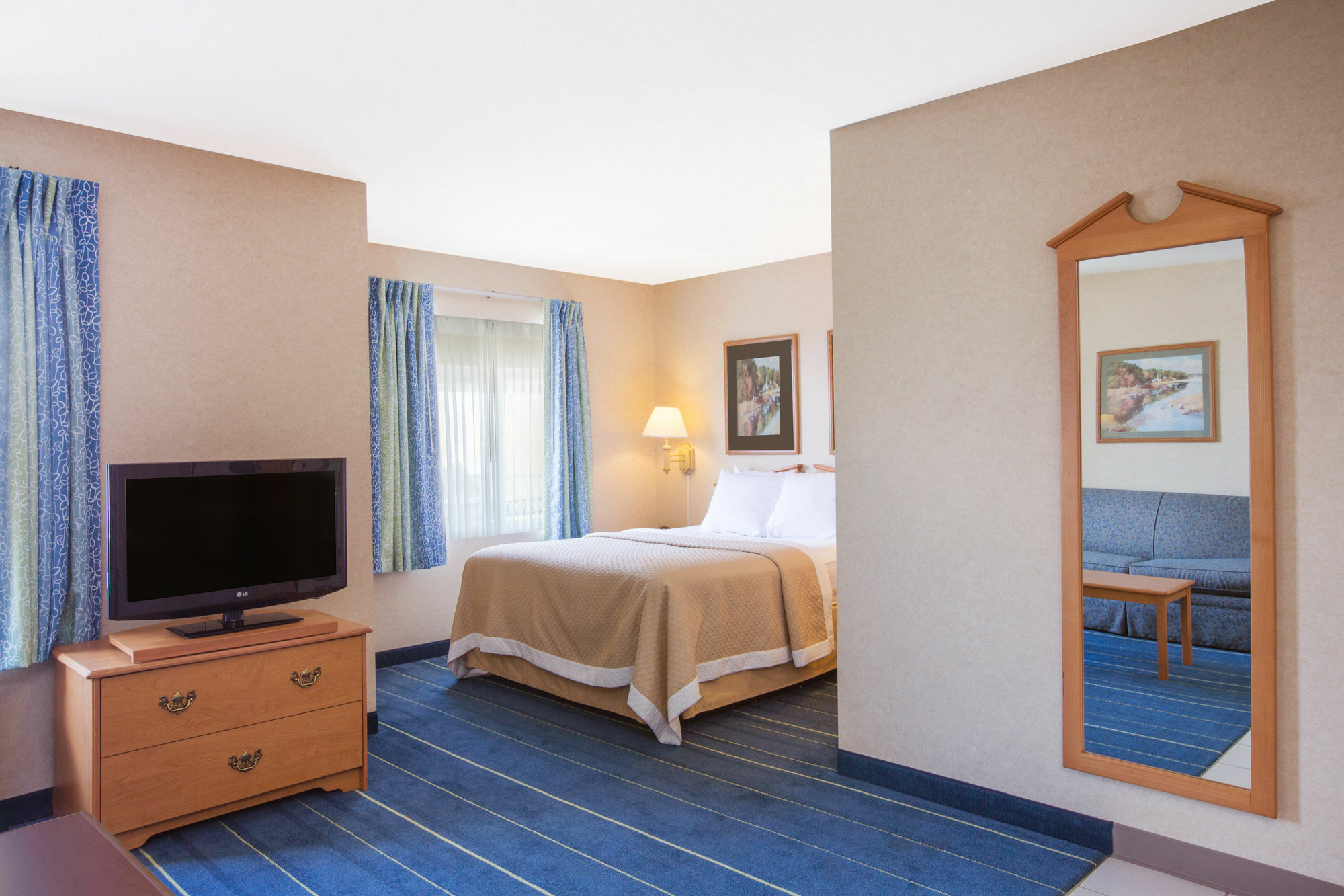 Days Inn & Suites By Wyndham Bridgeport - Clarksburg Ngoại thất bức ảnh