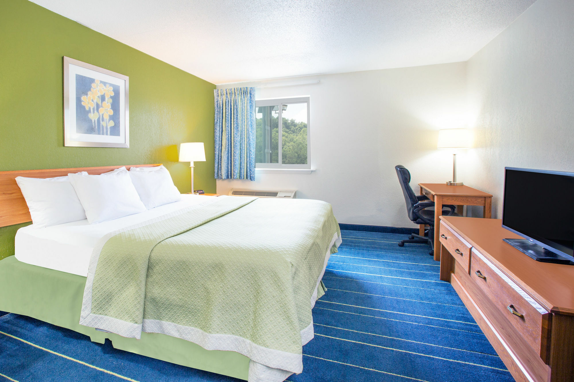 Days Inn & Suites By Wyndham Bridgeport - Clarksburg Ngoại thất bức ảnh